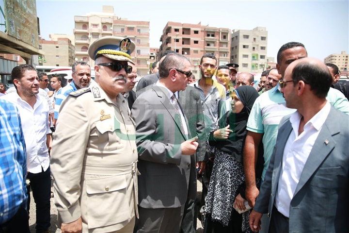 بالصور.. محافظ كفر الشيخ يتابع تطبيق التعريفة الجديدة بمجمع المواقف