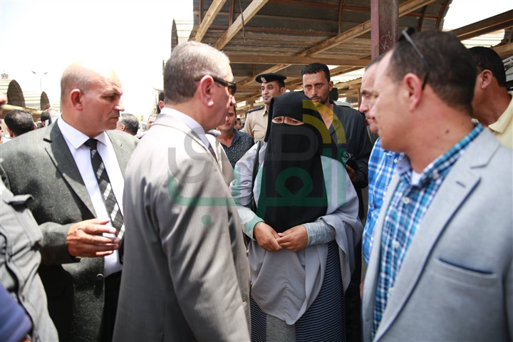 بالصور.. محافظ كفر الشيخ يتابع تطبيق التعريفة الجديدة بمجمع المواقف