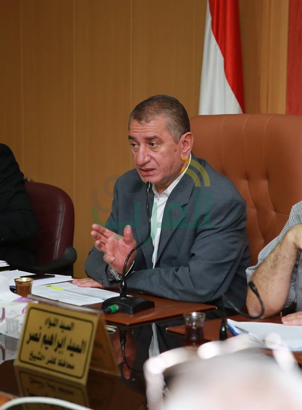 بالصور.. محافظ كفر الشيخ يناقش خطة تنفيذ المشروعات التنموية الجديدة