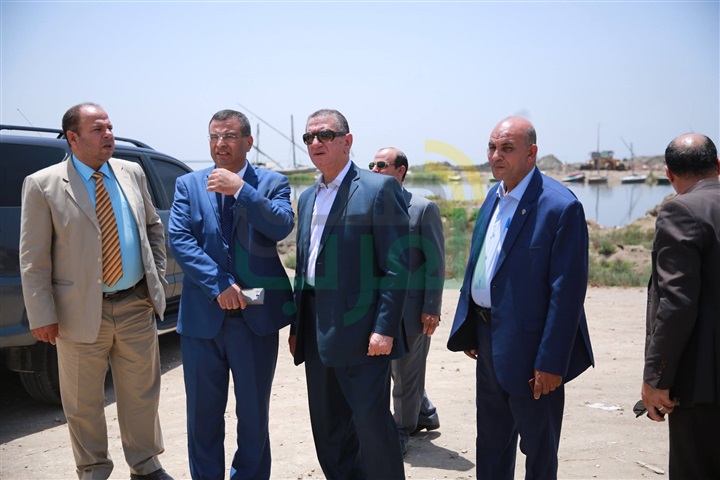 بالصور.. محافظ كفر الشيخ يتابع أعمال المرحلة الثانية من كورنيش بحيرة البرلس بتكلفة 24 مليون جنيه