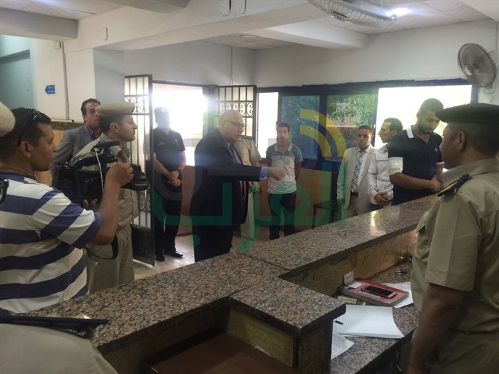 مدير أمن القليوبية يفاجئ قسم أول شبرا الخيمة 