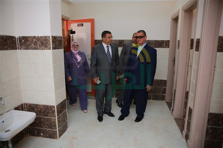بالصور.. محافظ كفر الشيخ يفتتح مدرسة محلة القصب للتعليم الأساسي بتكلفة 7 مليون جنيه
