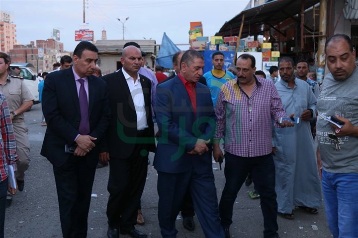 بالفيديو والصور..محافظ كفرالشيخ يتابع ميدانيا تطبيق التعريفة الجديدة لنقل الركاب 