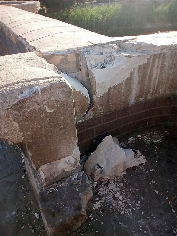 إنهيار جزئي بمجرى العيون الاثرى بالقناطر الخيرية 