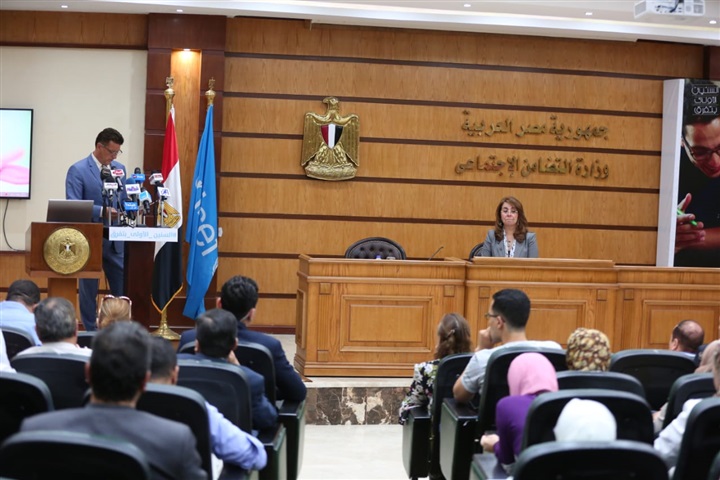 إطلاق حملة السنين الأولى بتفرق  للتوعية بدور الأب
