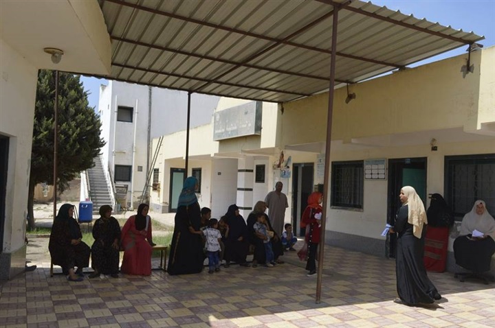 بالصور.. اكتشاف عجز أدوية بوحدة صحية في كفر الشيخ