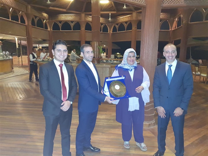 تكريم الذيب والعسيري والجوهره و الغامدي من الرواد العرب في شرم الشيخ تكريم الذيب والعسيري والجوهره و الغامدي من الرواد العرب في شرم الشيخ