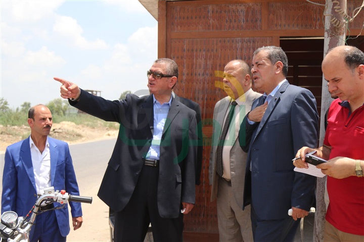 بالصور.. محافظ كفر الشيخ يتفقد إنشاء المطبعة المركزية وأكشاك جهاز تنمية الخدمات