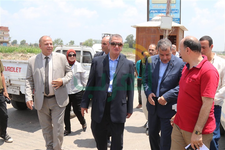 بالصور.. محافظ كفر الشيخ يتفقد إنشاء المطبعة المركزية وأكشاك جهاز تنمية الخدمات