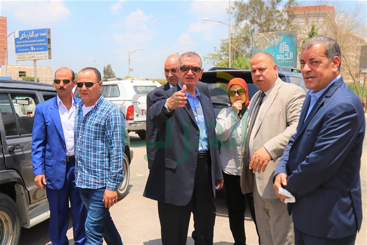 بالصور.. محافظ كفر الشيخ يتفقد إنشاء المطبعة المركزية وأكشاك جهاز تنمية الخدمات
