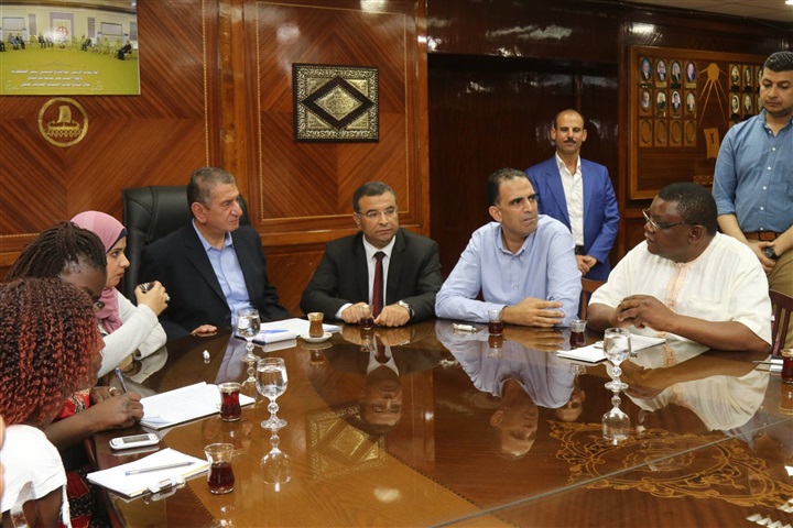 بالفيديو والصور... محافظ كفر الشيخ يبحث مع وفد دولة زيمبابوي مجالات تمكين المرأة اقتصاديًا