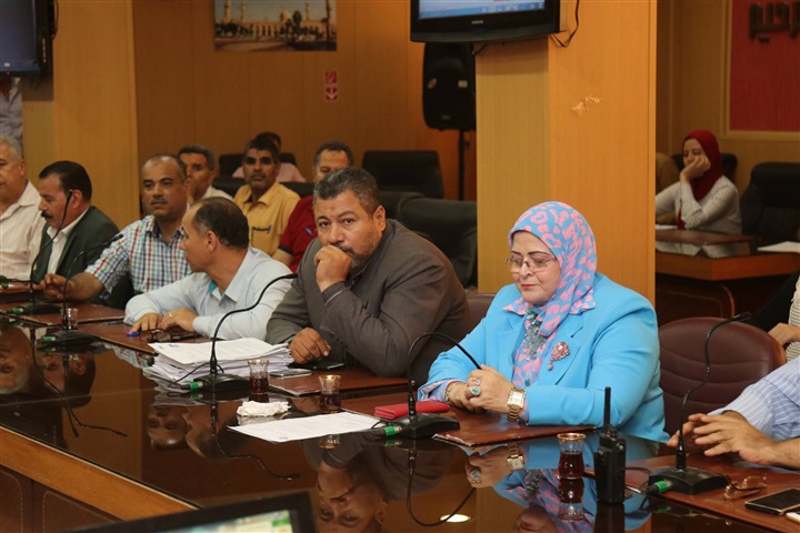 بالفيديو والصور...محافظ كفر الشيخ يشدد على سرعة الانتهاء من تنفيذ المشروعات الخدمية