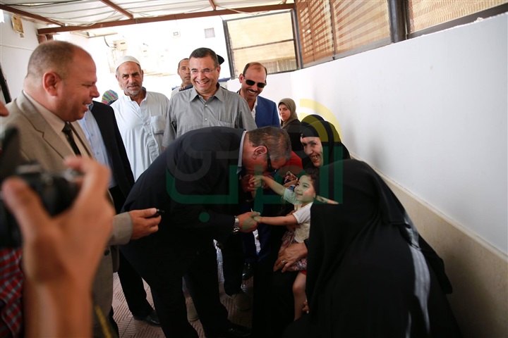 بالصور.. محافظ كفر الشيخ يدعم مركز جراحة العيون بأحدث الأجهزة