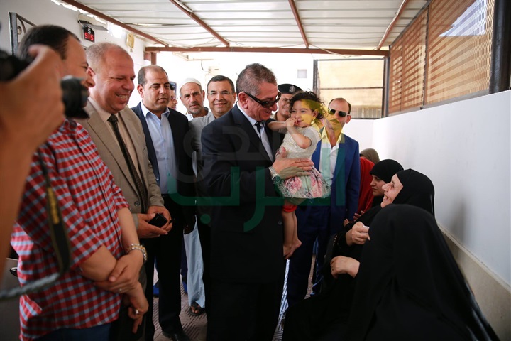 بالصور.. محافظ كفر الشيخ يدعم مركز جراحة العيون بأحدث الأجهزة