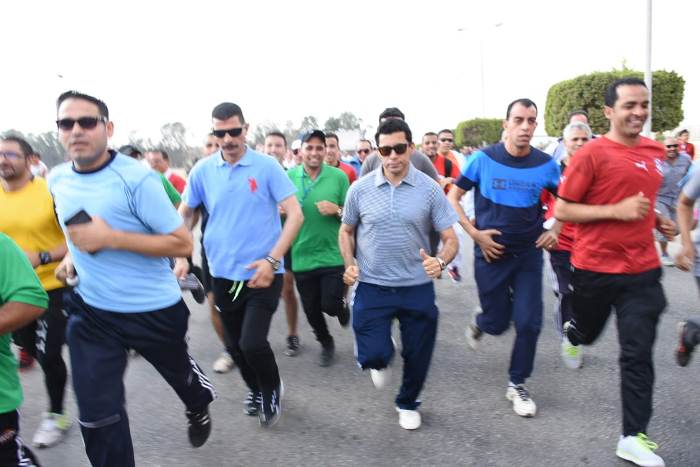 إنطلاق فاعليات مارثون " يلا نجري " بمدينة العاشر من رمضان بحضور وزير الشباب والرياضة و 2000 شاب وفتاه 