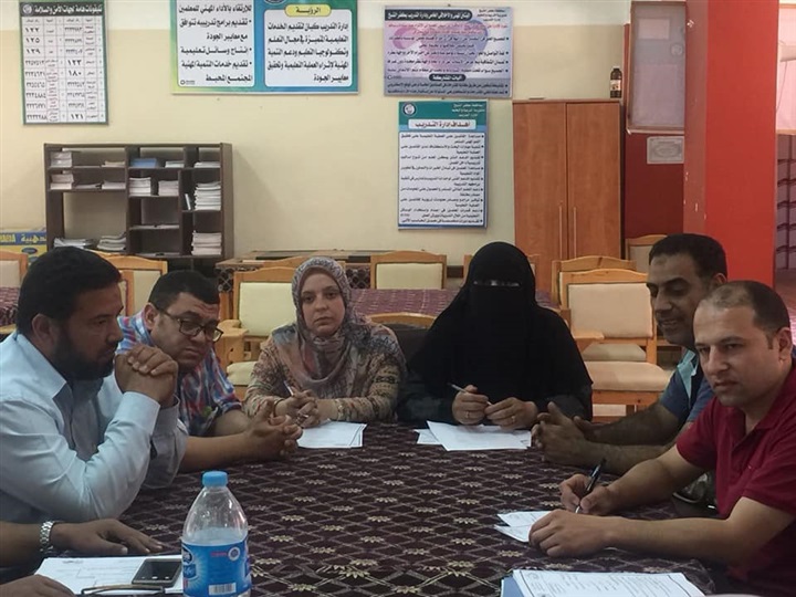 بالصور.. إدارة موهوبين كفر الشيخ تناقش الخطة الصيفية