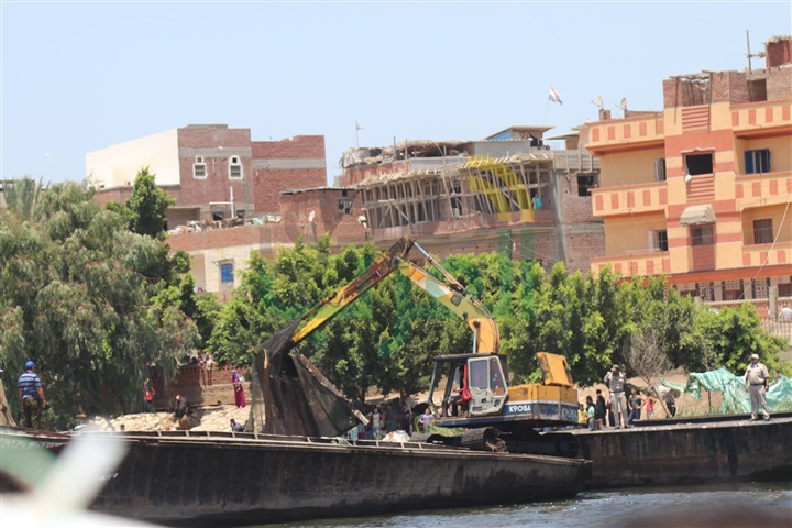 بالصور.. محافظ كفر الشيخ: بدائل لمواجهة خداع أصحاب "الأقفاص السمكية" للهروب من حملة الإزالات