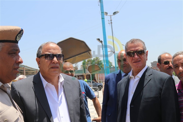 بالصور.. محافظ كفر الشيخ: بدائل لمواجهة خداع أصحاب "الأقفاص السمكية" للهروب من حملة الإزالات