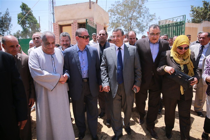 بالصور.. محافظ كفر الشيخ يفتتح مدرسة "الطايفة" الإعدادية المشتركة بتكلفة  4 ملايين جنيه