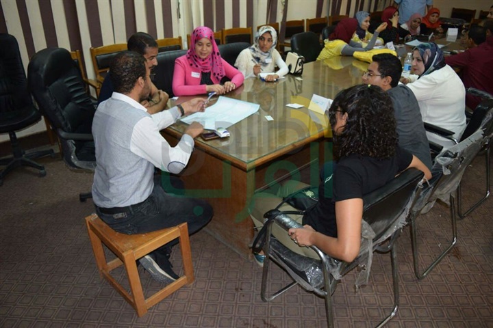 ورشة عمل عن ريادة الأعمال والمشروعات الصغيرة بجامعة سوهاج