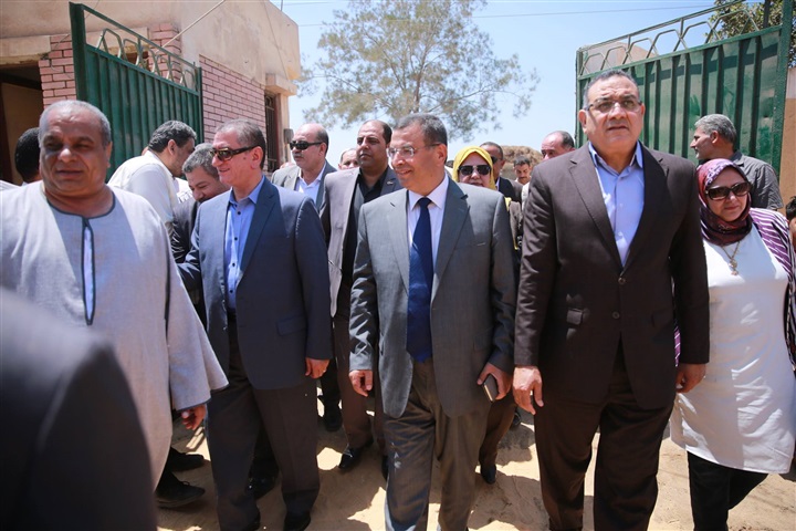 بالصور.. محافظ كفر الشيخ يفتتح مدرسة "الطايفة" الإعدادية المشتركة بتكلفة  4 ملايين جنيه
