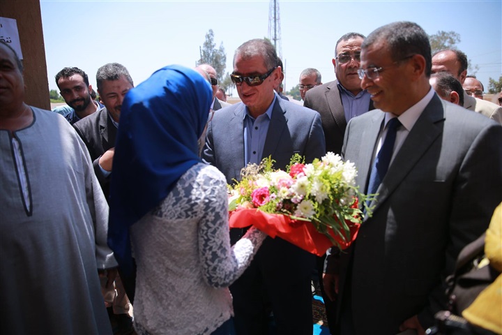 بالصور.. محافظ كفر الشيخ يفتتح مدرسة "الطايفة" الإعدادية المشتركة بتكلفة  4 ملايين جنيه