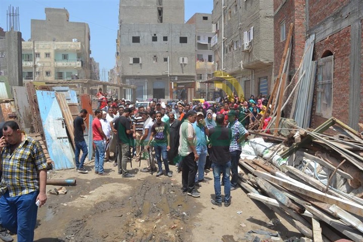 بالصور.. مساعدا وزيرالداخلية يقودان حملة مكبرة لإسترداد أملاك الدولة من مافيا الأراضي بكفر الشيخ