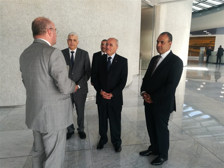 وزير الإنتاج الحربي يلتقى قيادات مجتمع الأعمال