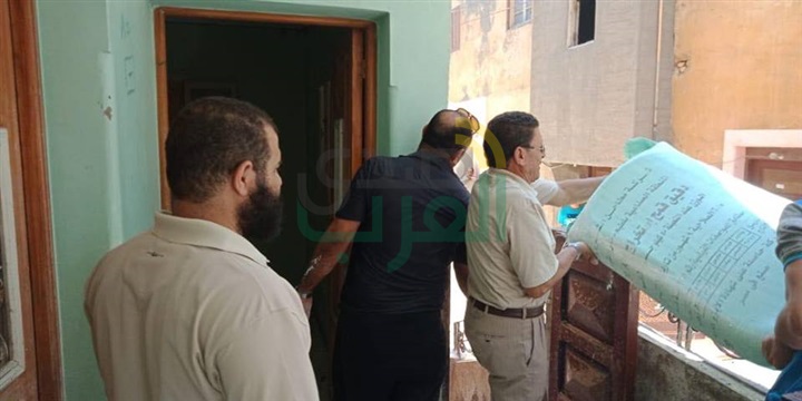 بالصور.. ضبط 25 جوال دقيق مدعم قبل بيعهم بالسوق السوداء في كفر الشيخ