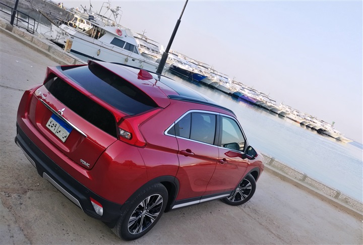 ميتسوبيشى "Eclipse Cross" .. "خـــاطفة الأبصــــــار" ميتسوبيشى "Eclipse Cross" .. "خـــاطفة الأبصــــــار"