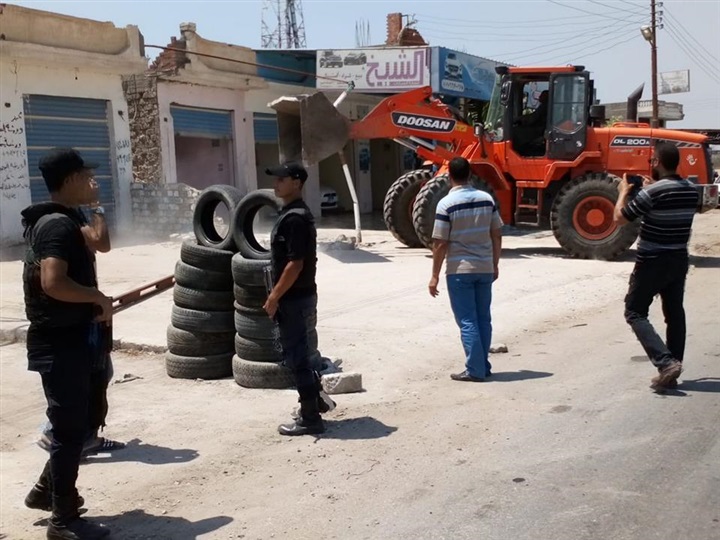 كفر الشيخ تواصل تنفيذ الموجة العاشرة لإزالة التعديات