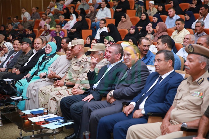 بالفيديو والصور.. تكريم 350 من أسر الشهداء ومصابي الحرب بكفر الشيخ