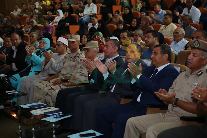 بالفيديو والصور.. تكريم 350 من أسر الشهداء ومصابي الحرب بكفر الشيخ