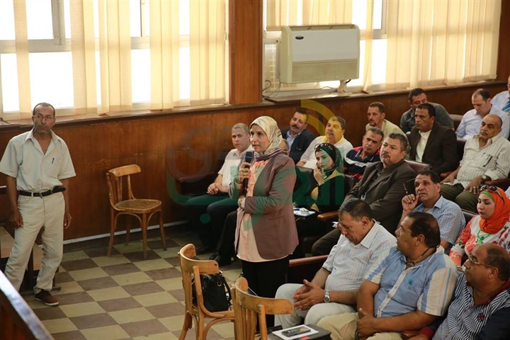 محافظ كفرالشيخ: تخصيص 120 فدان لإقامة منطقة لوجستية ومدافن للمخلفات ومصنع لتدوير القمامة بالبرلس