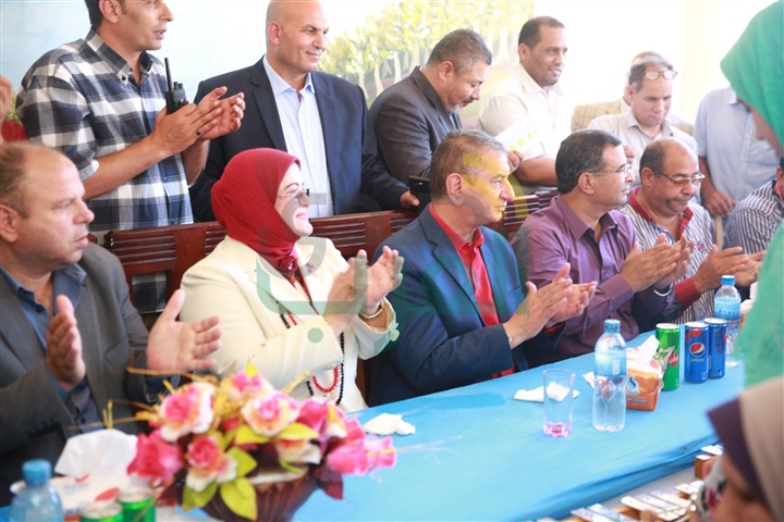 بالصور.. محافظ كفر الشيخ يفتتح مدرسة "الحنفي للتعليم الأساسى" بالبرلس بتكلفة 7 ملايين جنيه