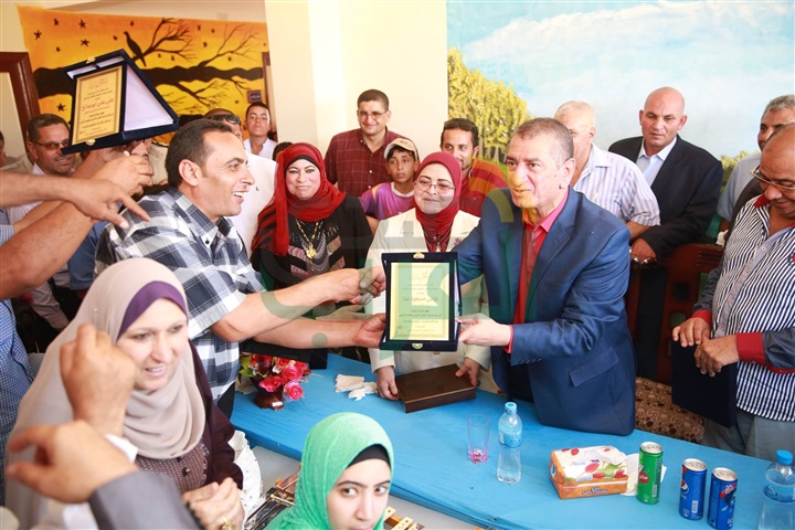 بالصور.. محافظ كفر الشيخ يفتتح مدرسة "الحنفي للتعليم الأساسى" بالبرلس بتكلفة 7 ملايين جنيه