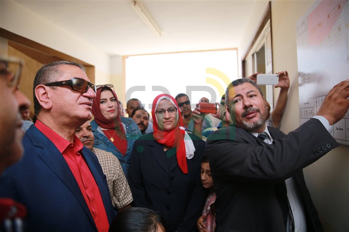 بالصور.. محافظ كفر الشيخ يفتتح مدرسة "الشهابية الإعدادية الجديدة "بالبرلس بتكلفة 6 ملايين جنيه