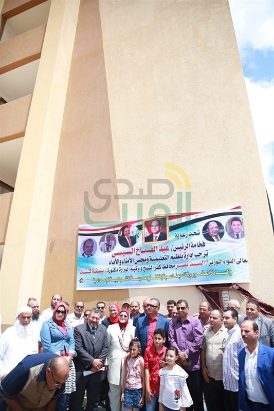 بالصور.. محافظ كفر الشيخ يفتتح مدرسة "الشهابية الإعدادية الجديدة "بالبرلس بتكلفة 6 ملايين جنيه