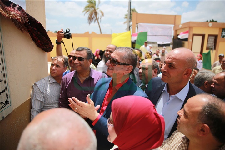 بالصور.. محافظ كفر الشيخ يفتتح مدرسة "الشهابية الإعدادية الجديدة "بالبرلس بتكلفة 6 ملايين جنيه