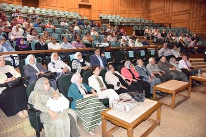 "سليمان" : لأول مرة .. تطبيق الكتروني لتوثيق أنشطة الدارسين في "البورد المصري" 