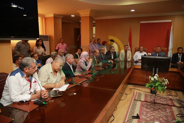 محافظ كفر الشيخ :استغلال 287 فدان لإقامة مشروعات نفع عام