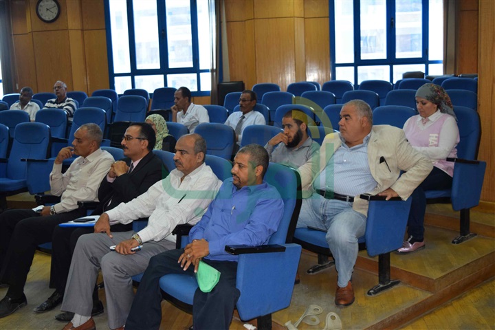 محافظ المنيا يوجه بتخصيص مكتب تأهيل اجتماعي لخدمة ذوي الإعاقة بمركز مطاي