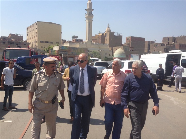 محافظ القليوبية ومدير الأمن يصلان لموقع تفجير كنيسة مسطرد 