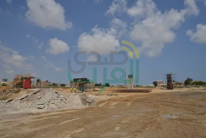 وزير النقل ومحافظ مطروح يتفقدان أعمال إنشاء كوبريين علويين بتكلفة 110 مليون جنيه بمدينة الحمام 