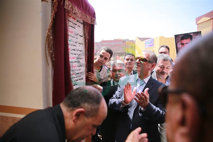 بالصور.. محافظ كفر الشيخ يفتتح مدرسة عباس العقاد الإبتدائية الجديدة بقرية "الصافية" بتكلفة 5 ملايين جنيه