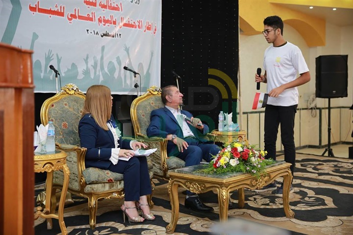 بالصور.. محافظ كفر الشيخ يُشارك في اليوم العالمي للشباب