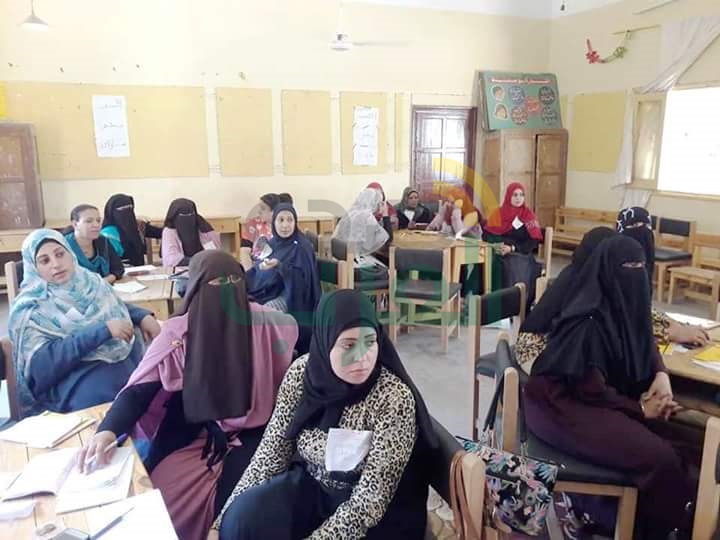 محافظ سوهاج: افتتاح 28 قاعة تدريبية وتدريب المعلمين على نظام التعليم الجديد 