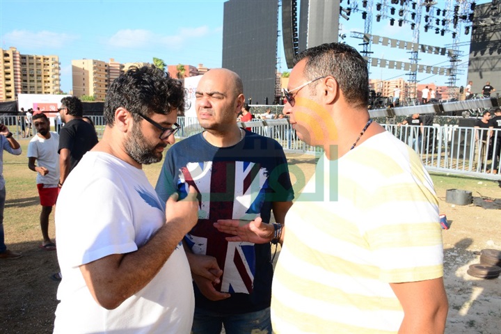 بالصور.. التجهيزات النهائية قبيل إطلاق حفل تامر حسني بالساحل الشمالي بالصور.. التجهيزات النهائية قبيل إطلاق حفل تامر حسني بالساحل الشمالي