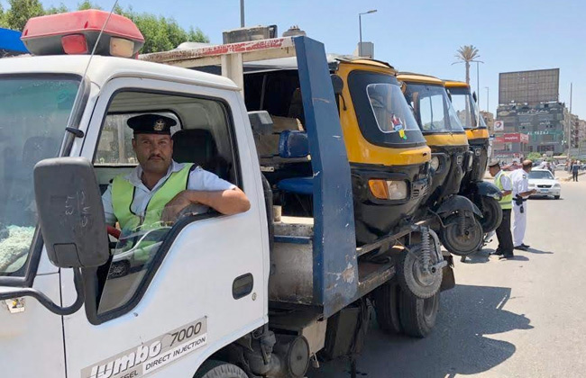 مدير أمن الجيزة يقود حملة إزالة الإشغالات بأكتوبر (صور)