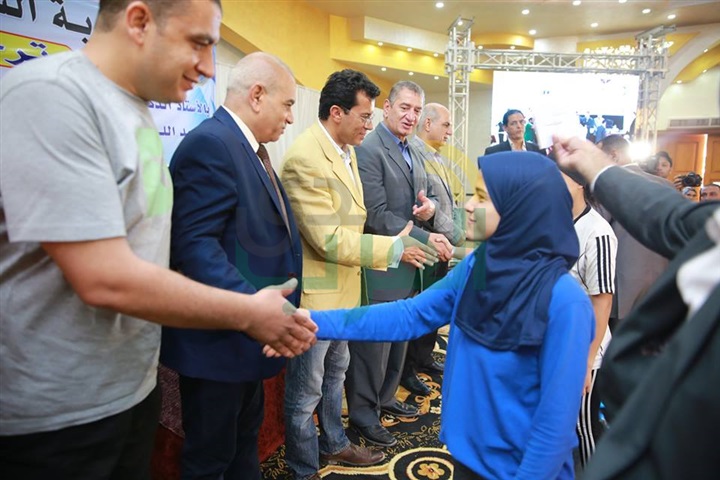 بالصور..وزير الشباب: إشتراك مجاني لـ 16 فائزًا بماراثون الجري بكفر الشيخ في المعسكر الرياضي بشرم الشيخ